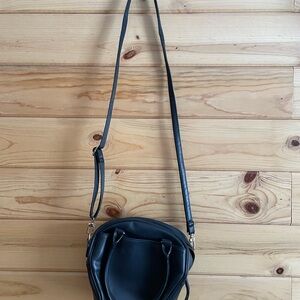 Sleek Black Crossbody Bag